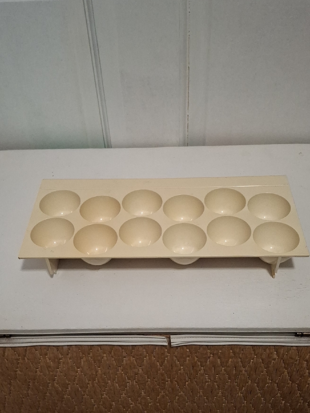 Egg Tray - Dozen Egg Vintage Refrigerator Tray Storage